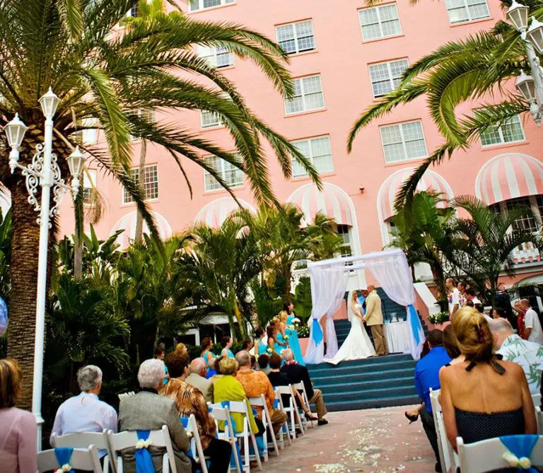 10 Outdoor Wedding Venues in the Tampa Bay Area â Socialite Events
