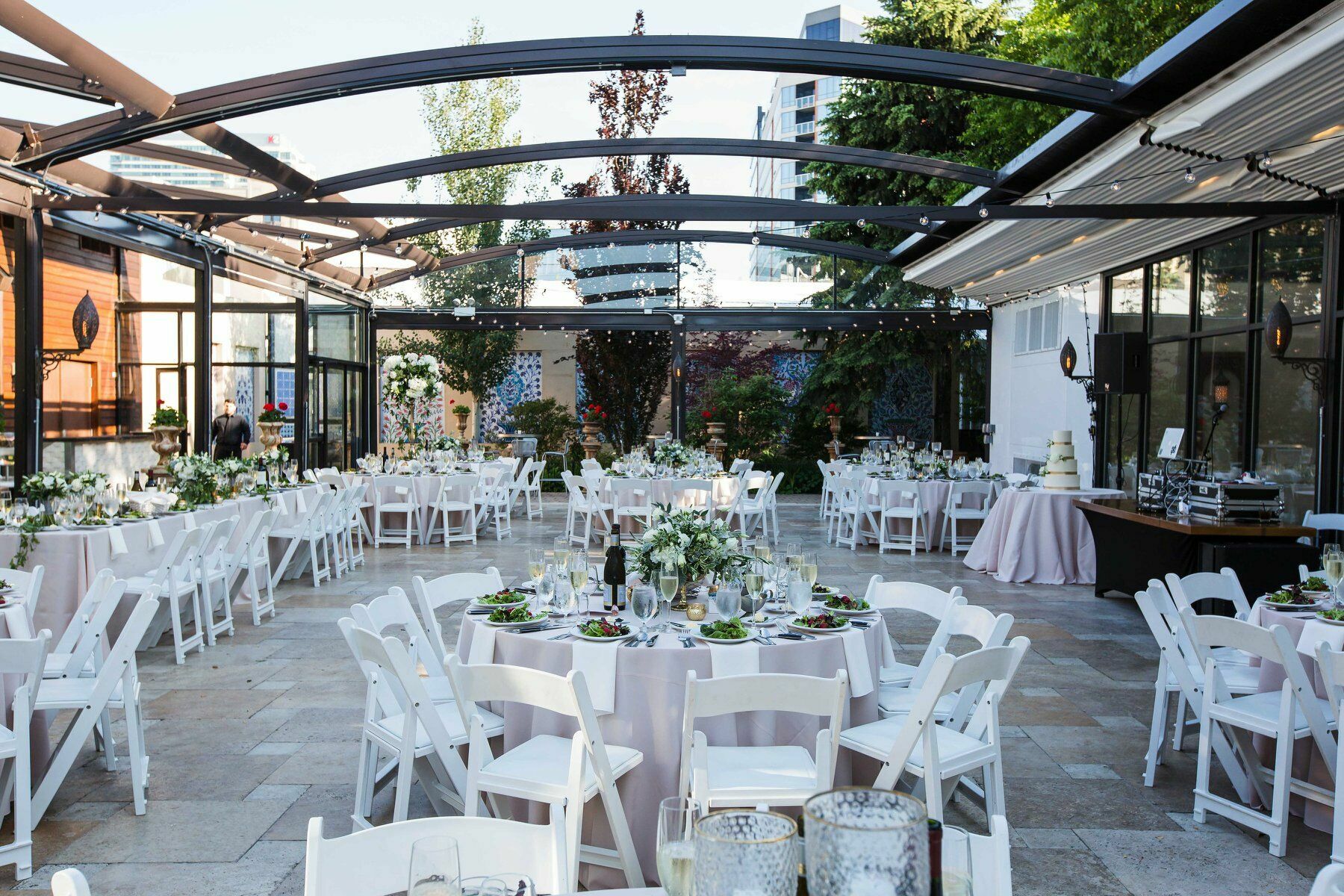 15 Best Outdoor Wedding Venues in Chicago