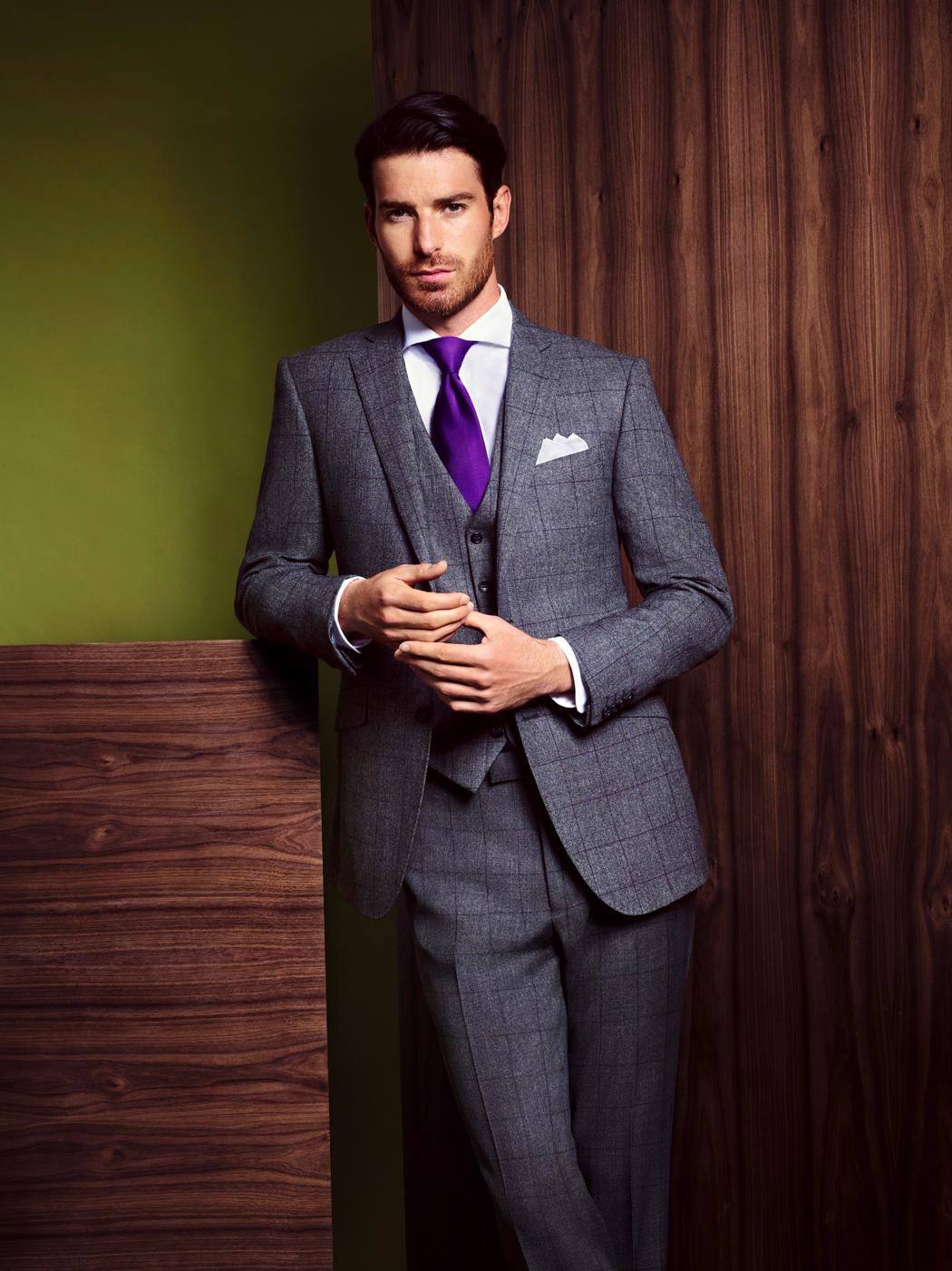 17 Best Winter Wedding Outfits for Men for Guest Wedding