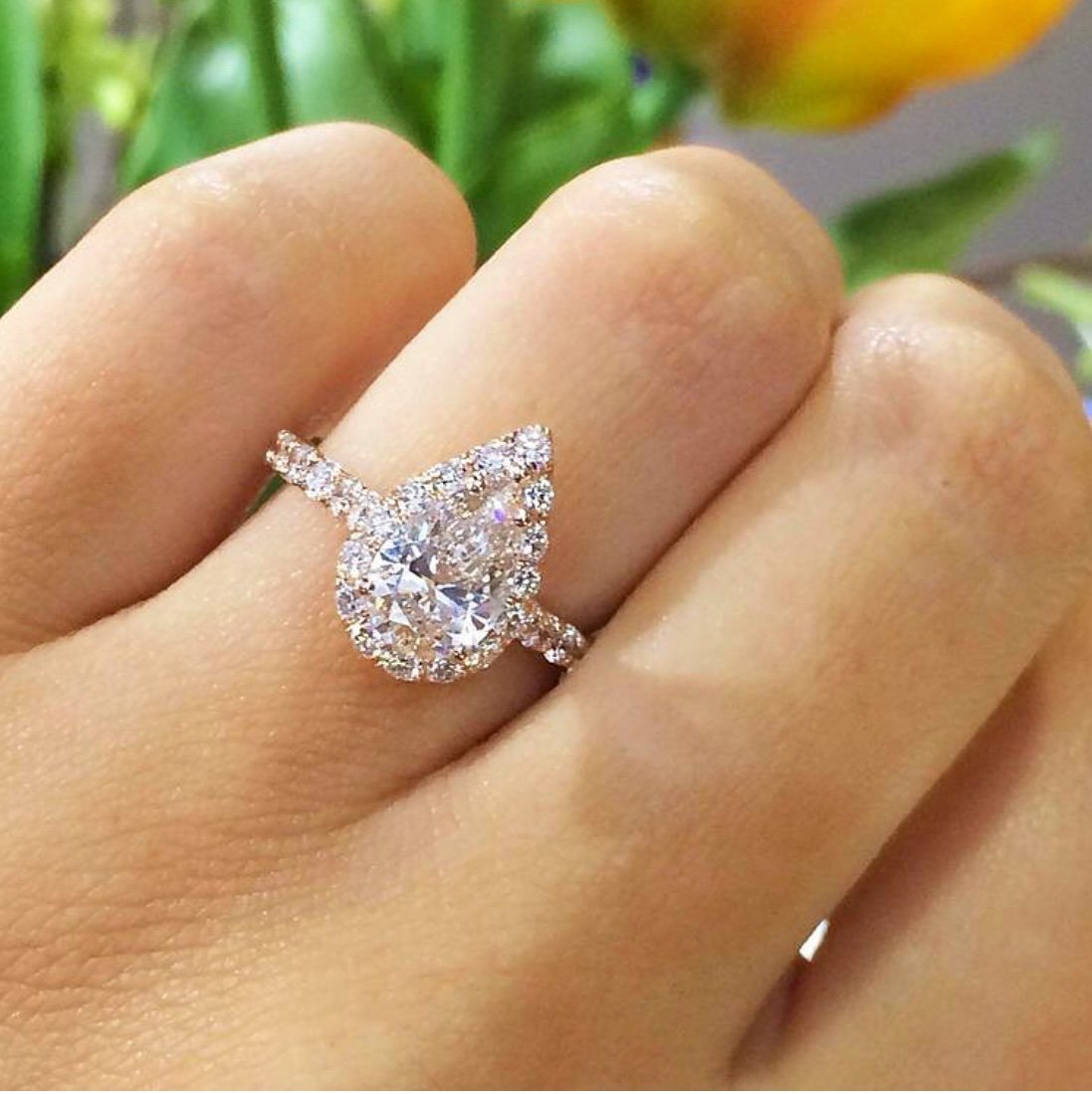 32 Stunning Pear Shaped Diamond Engagement Rings