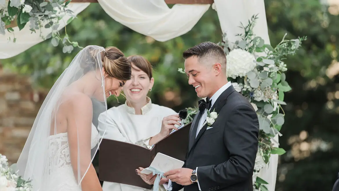 7 Best Wedding Officiant Gifts for 2021