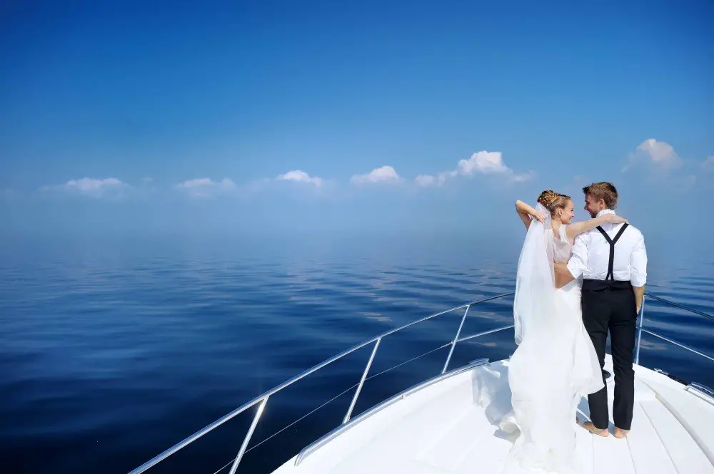 7 Reasons to Get Married on a Boat