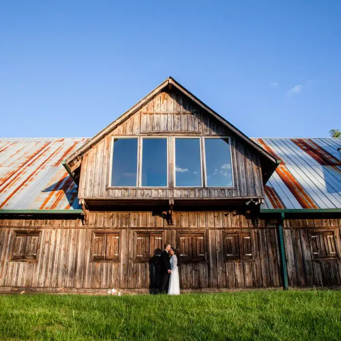 8 Rustic Wedding Venues in Northeast Ohio