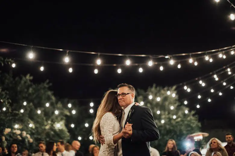 8 Ways to Involve Your Dad in Your Wedding Day