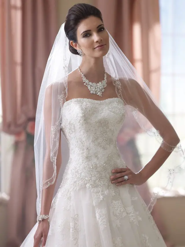 9 Stunning Bridal Necklace Styles For Your Wedding Day