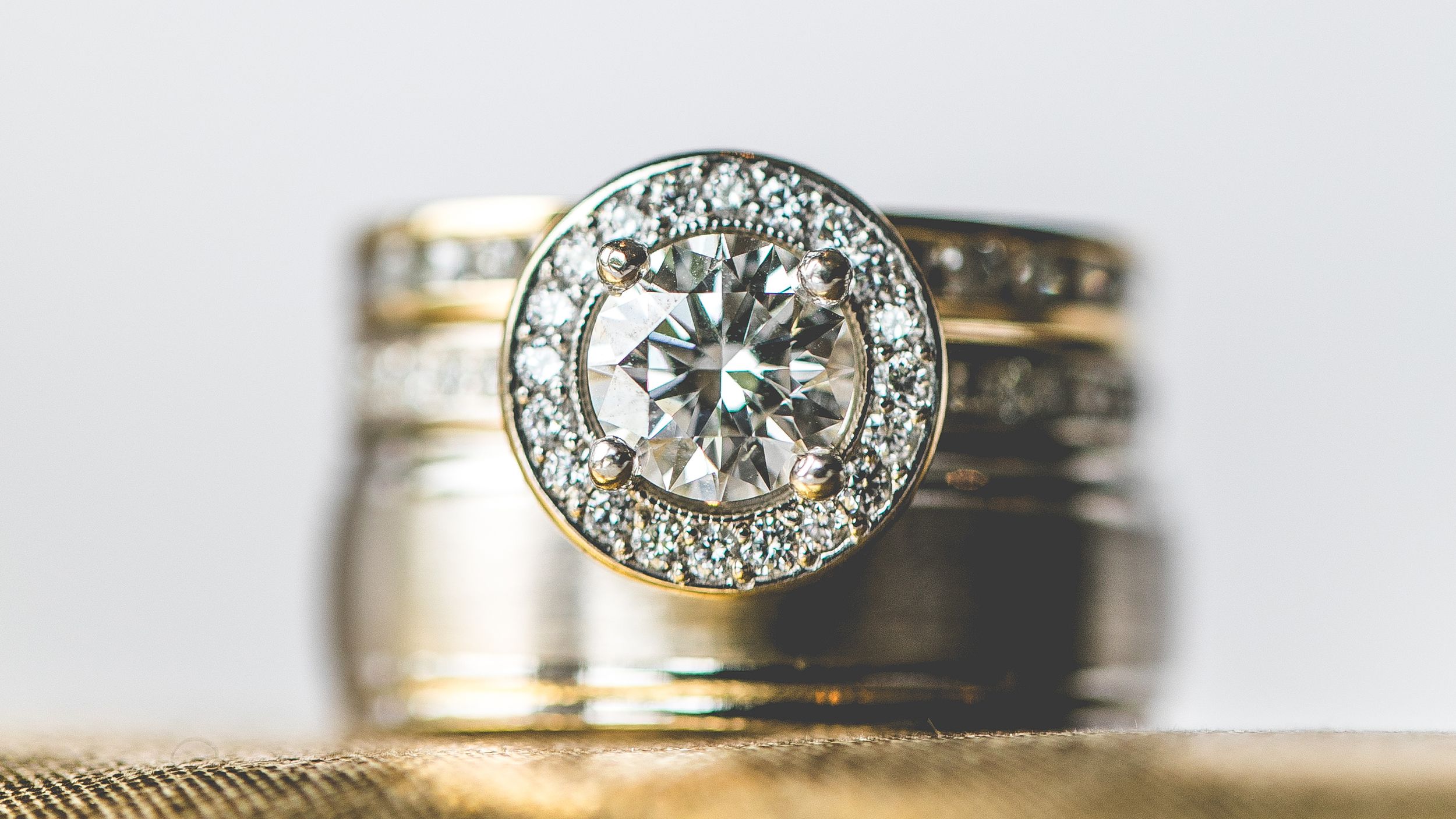 After a marriage (or engagement) ends, what do you do with the ring ...