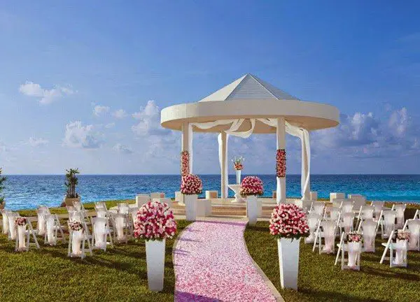 Beautiful Places to Get Married