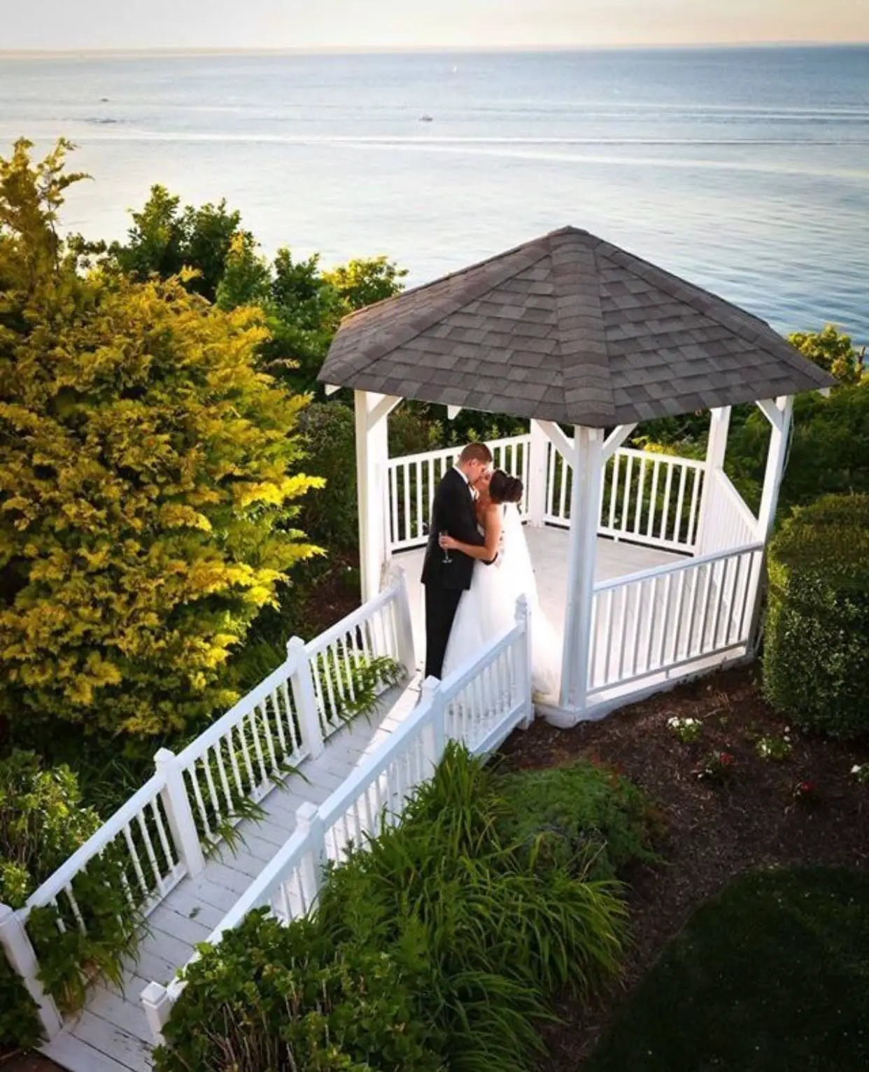 Beautiful wedding on the north shore of Long Island, New York. Located ...