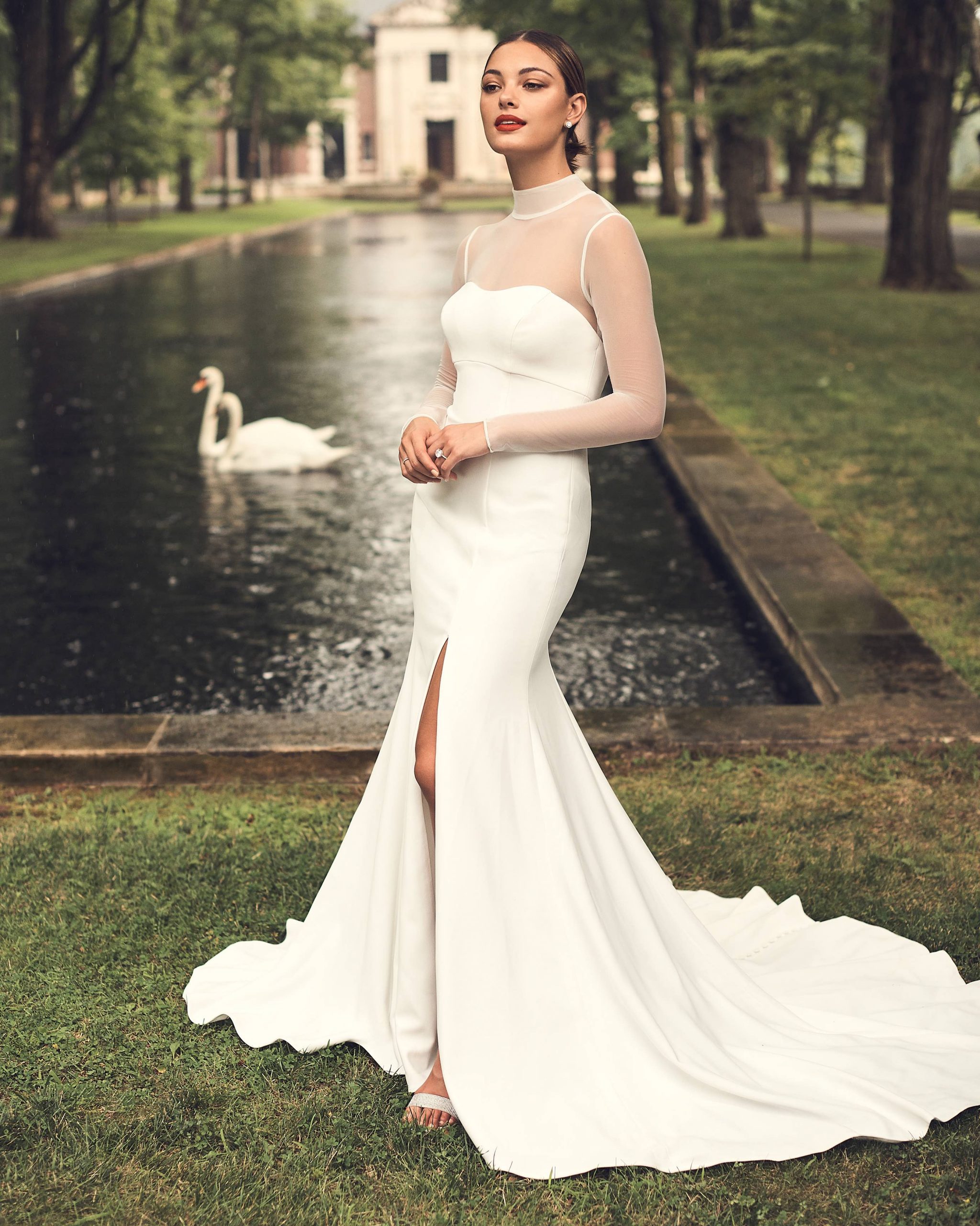 Currently Craving: Clean and Modern Wedding Dresses ...