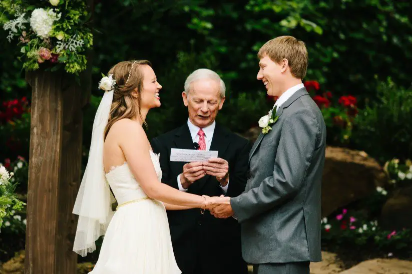 Difference Between a Licensed Minister vs. a Wedding Officiant