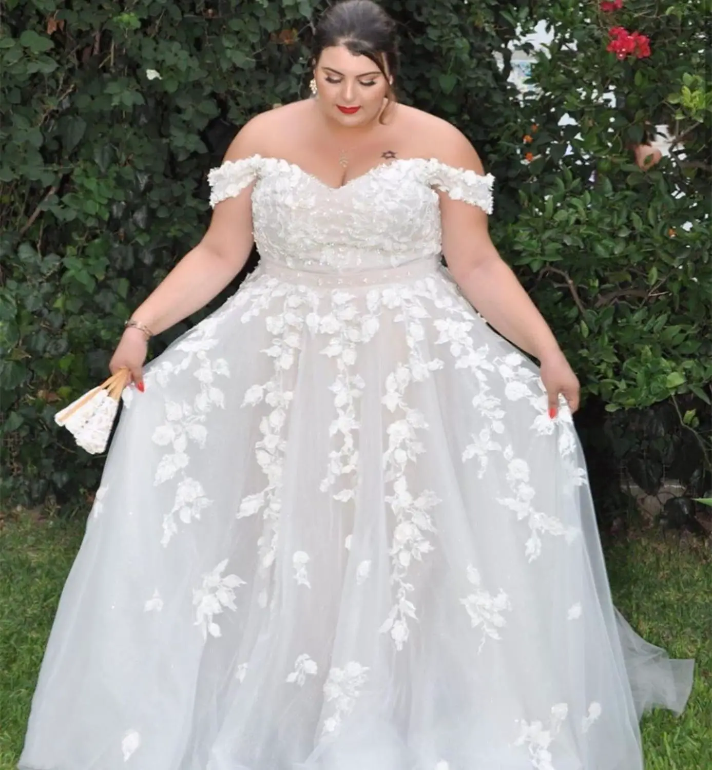 DiscountPlus Size Wedding Dresses Off Shoulder A Line Lace Appliques ...