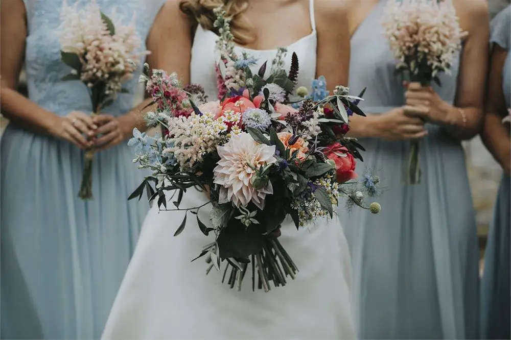 How Much Do Wedding Flowers Cost? Our Complete Guide ...