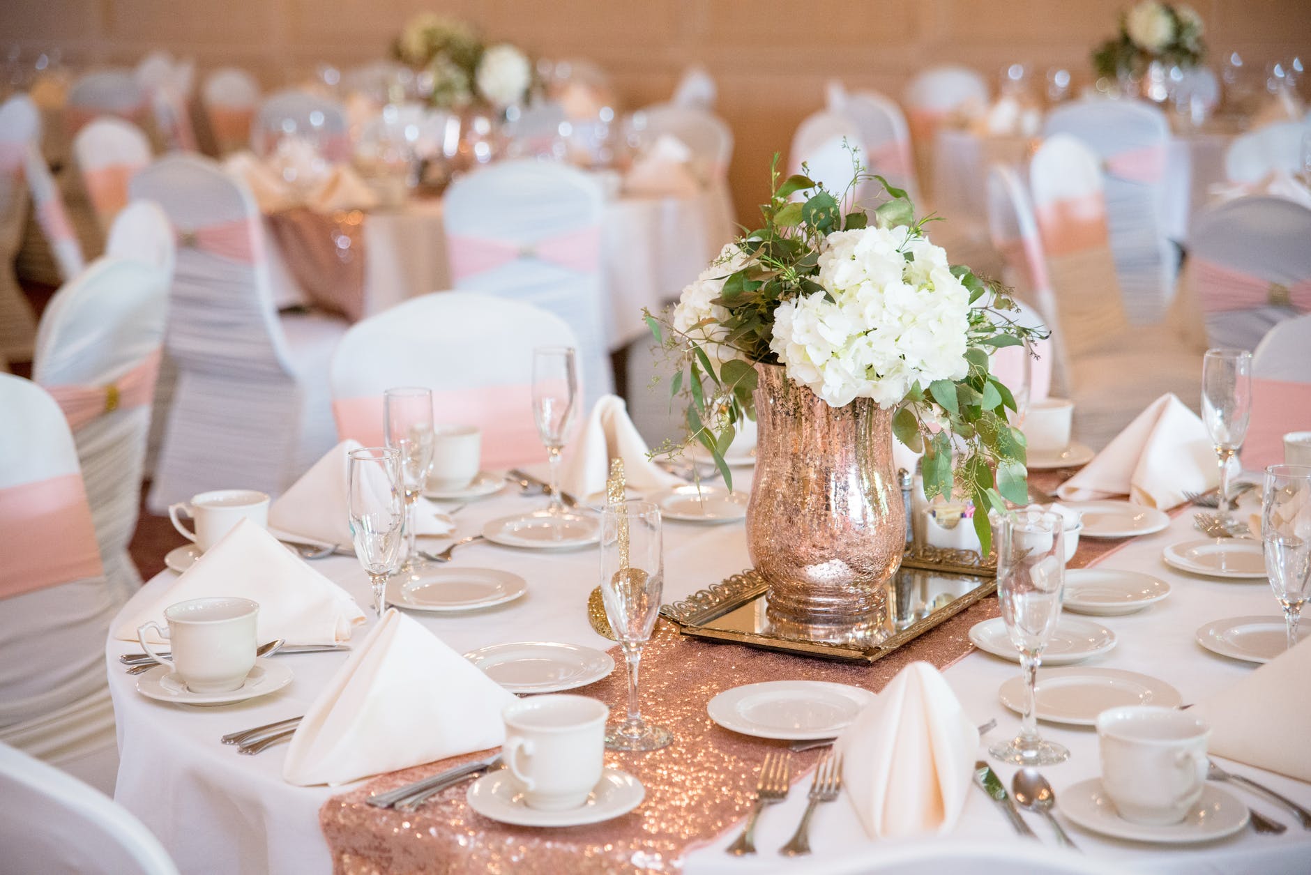 How Much Does it Cost to Cater a Wedding?