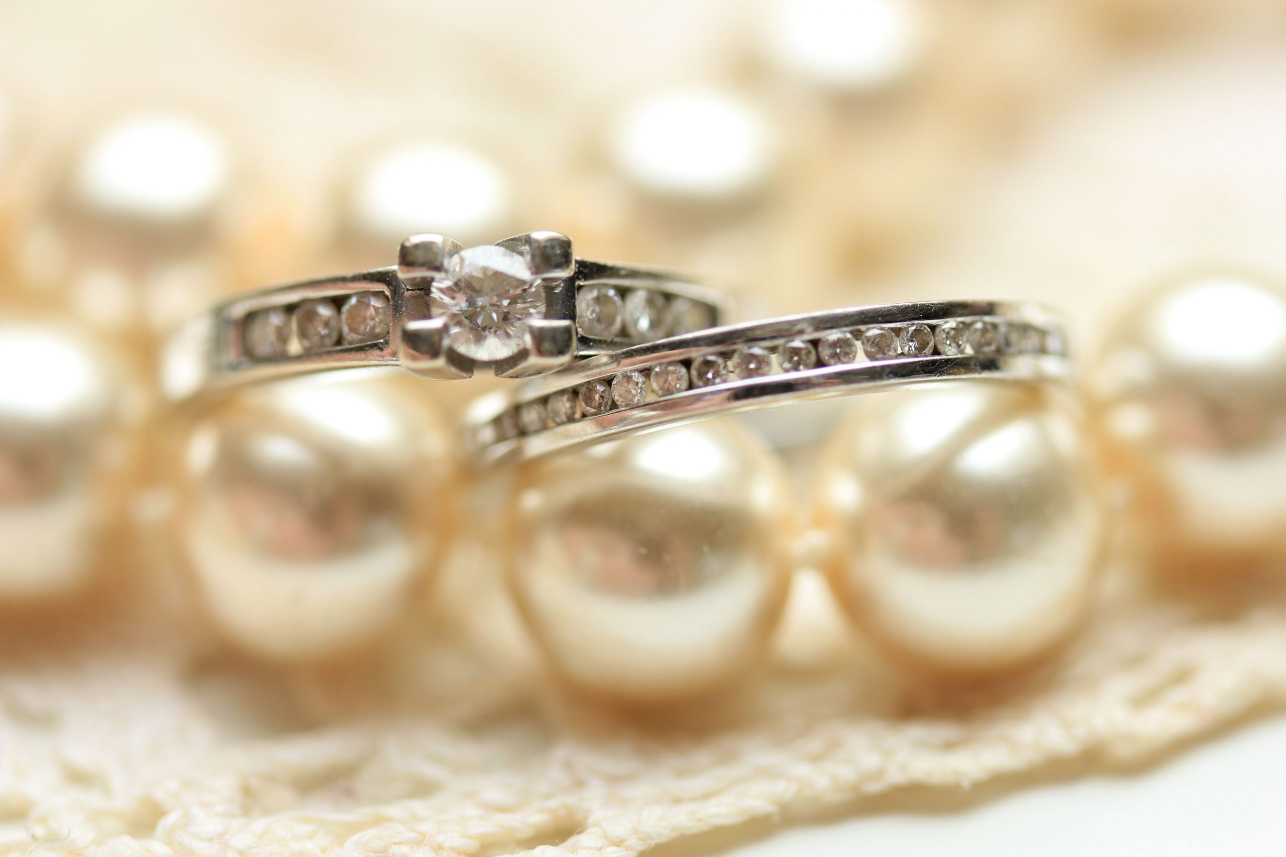 How Much to Pawn Your Wedding Ring For