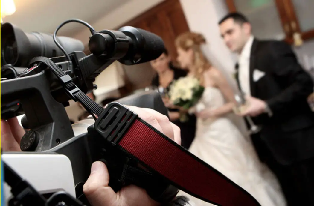 How to Choose a Good Wedding Videographer Within a Budget ...
