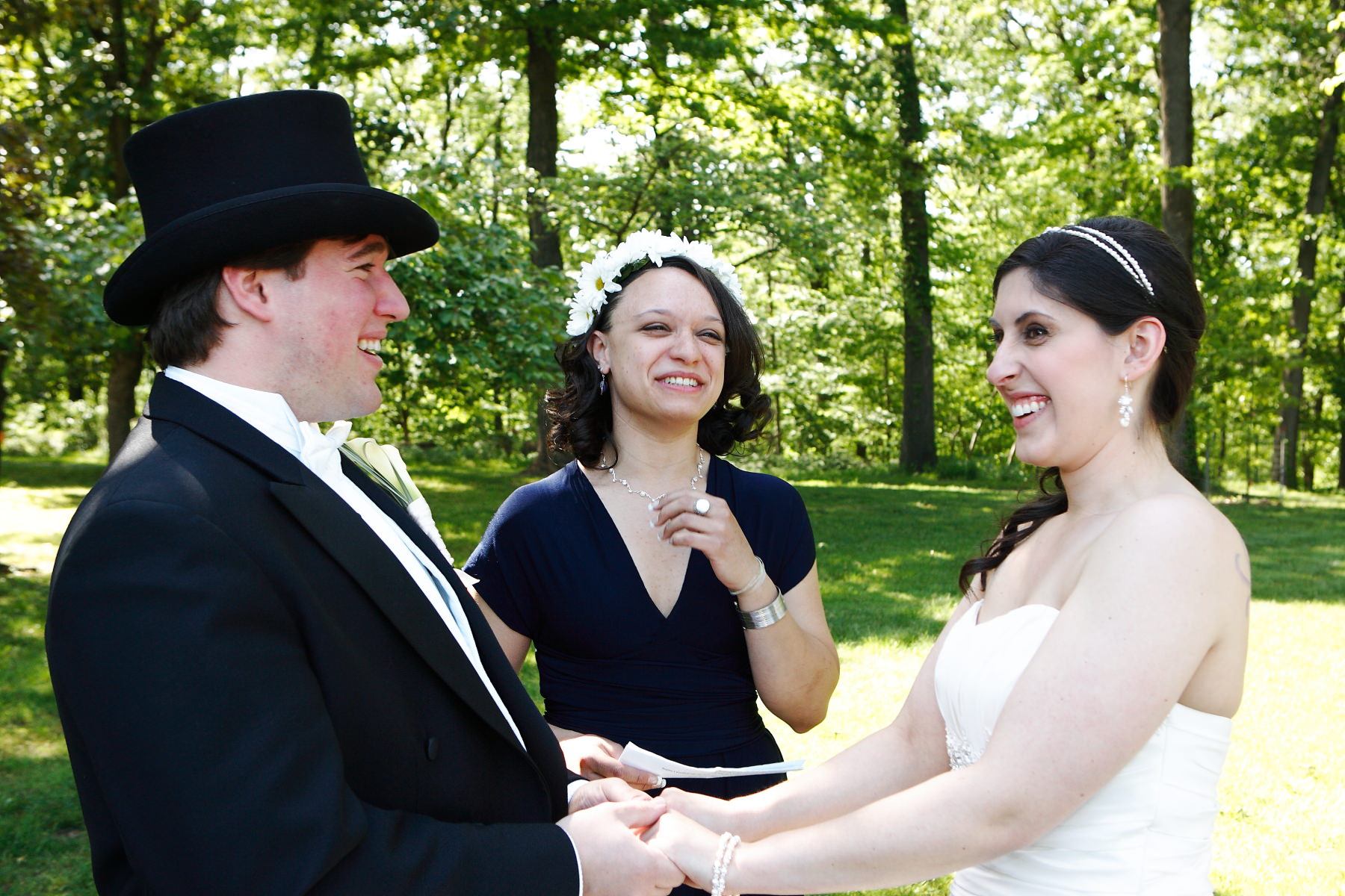 How To Choose Wedding Officiant
