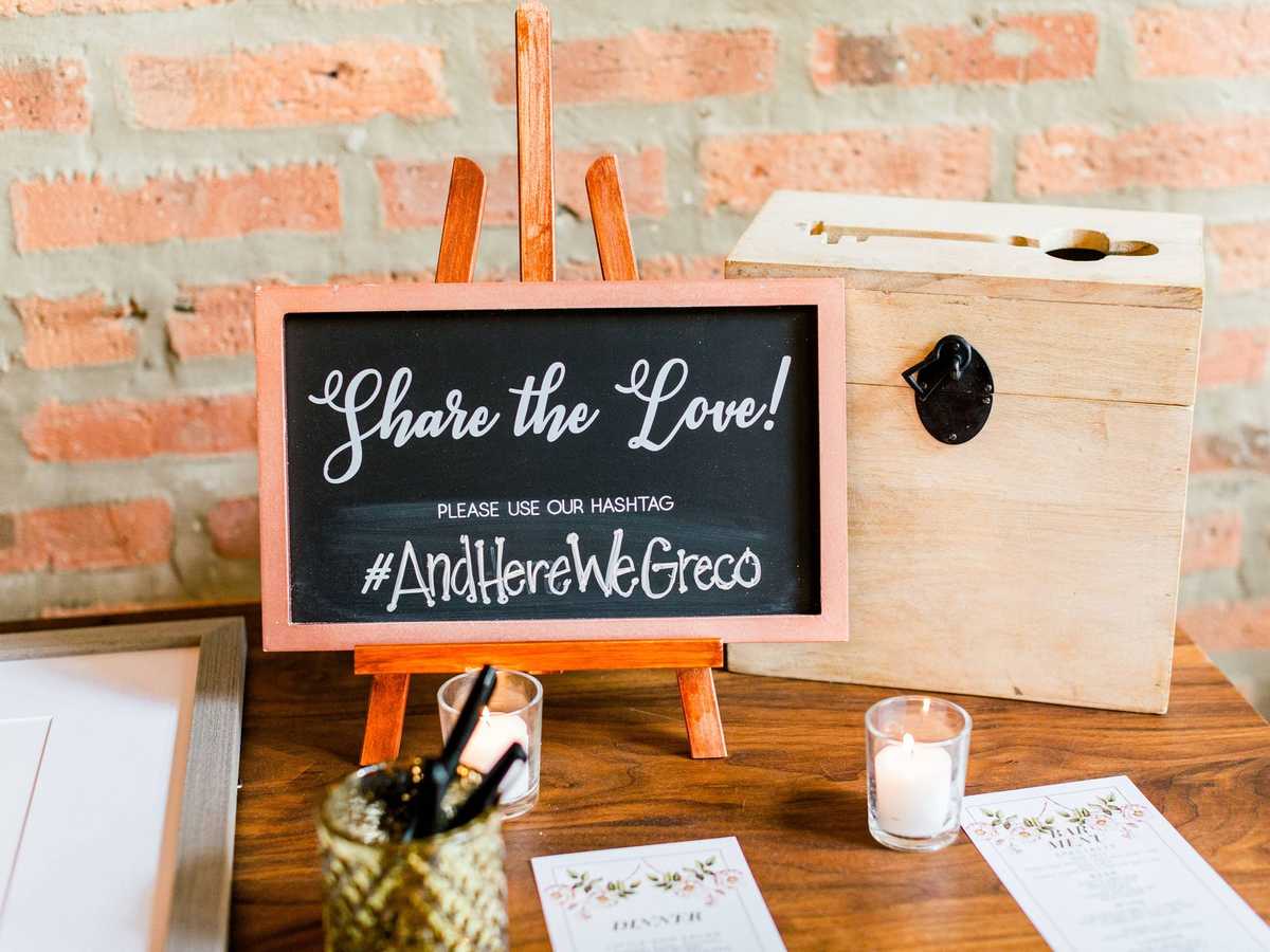 How to Come Up With a Wedding Hashtag