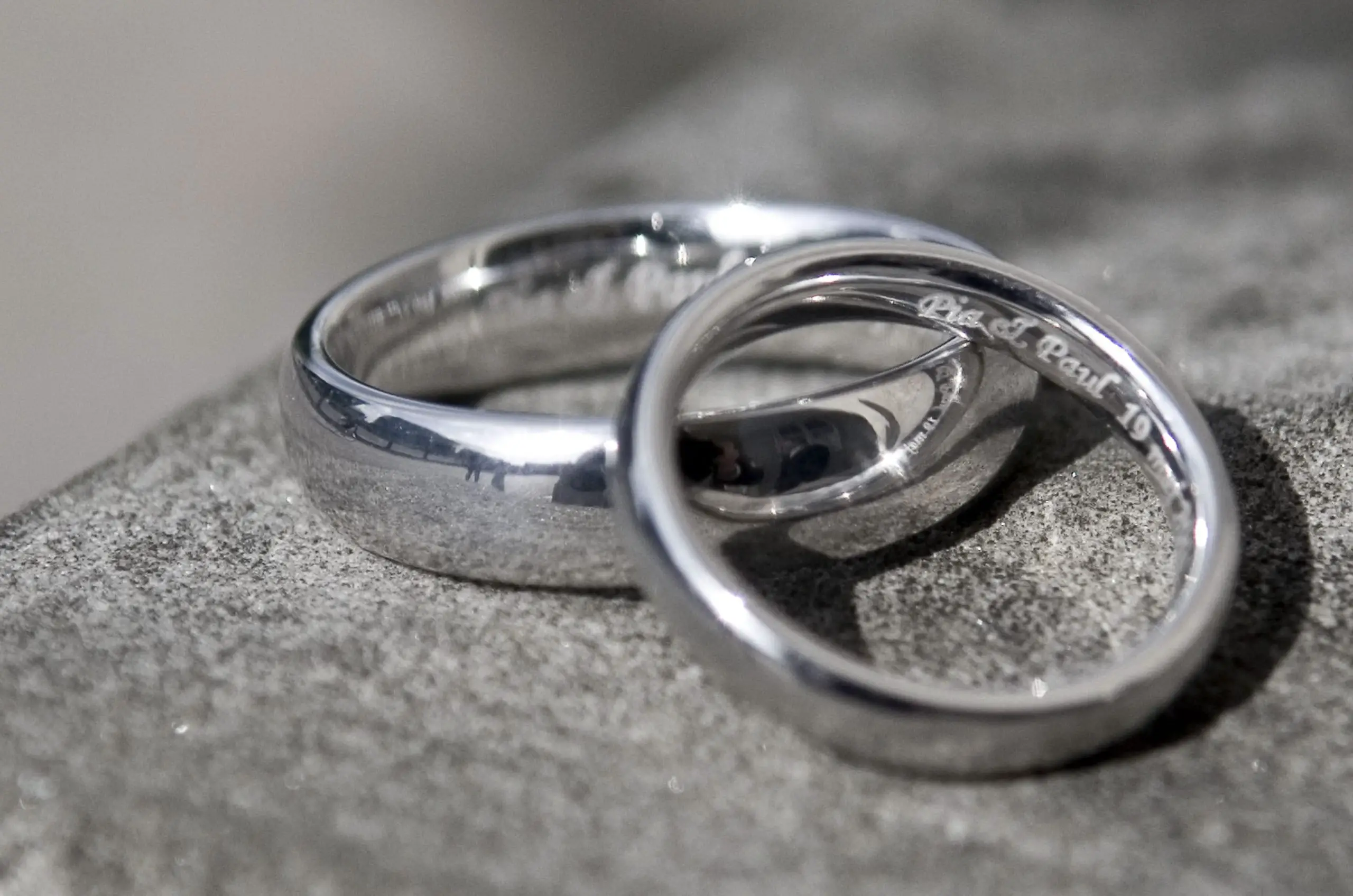 How to Engrave Your Wedding Rings