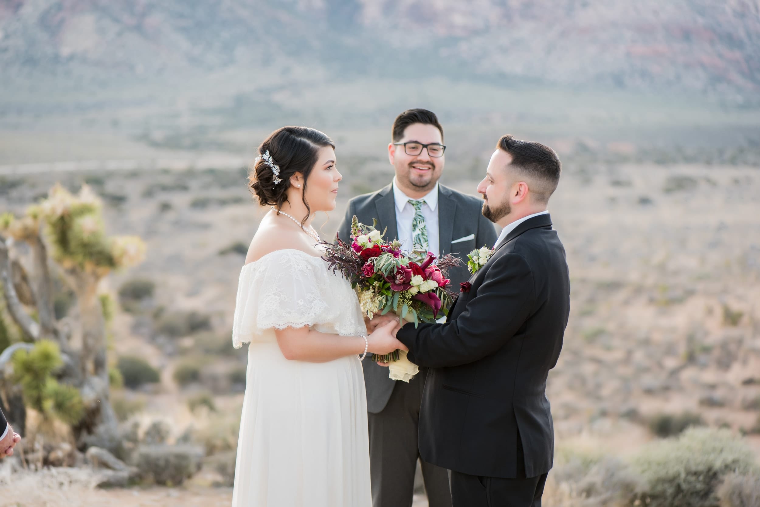 How to Find the Perfect Wedding Officiant