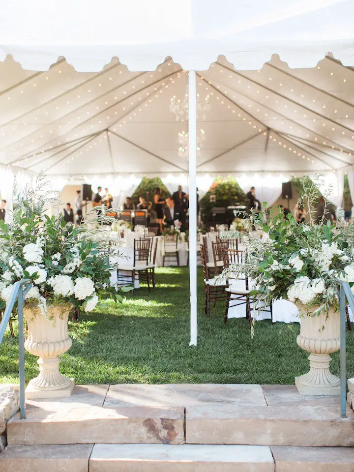 So Much Prettiness in This California Wedding
