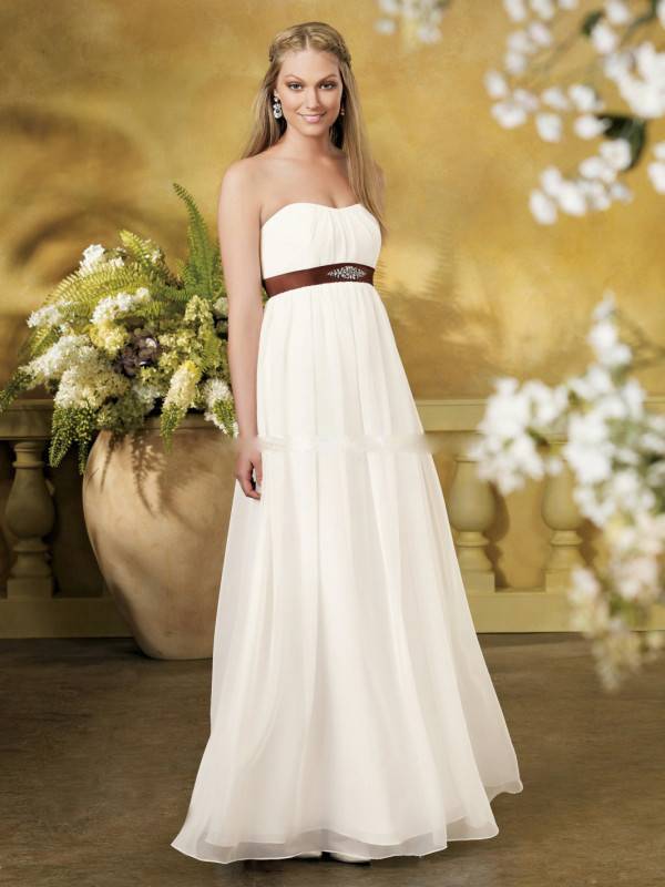 Stunning Wedding Dresses for Pregnant Brides