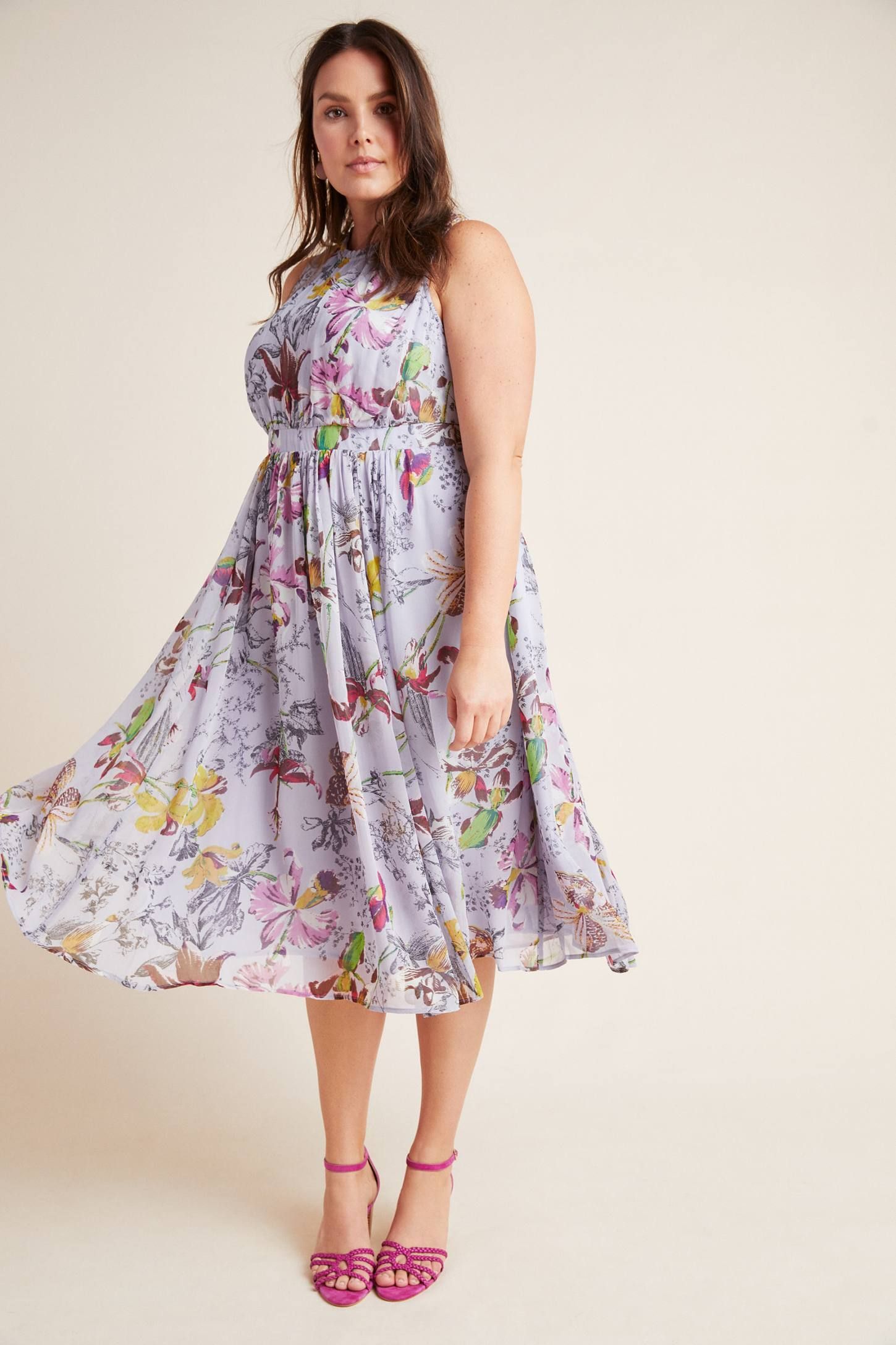Take Center Stage In One Of These 27 Rehearsal Dinner Dresses