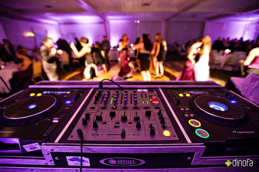 The Platinum Media Group: Cost of a Wedding DJ