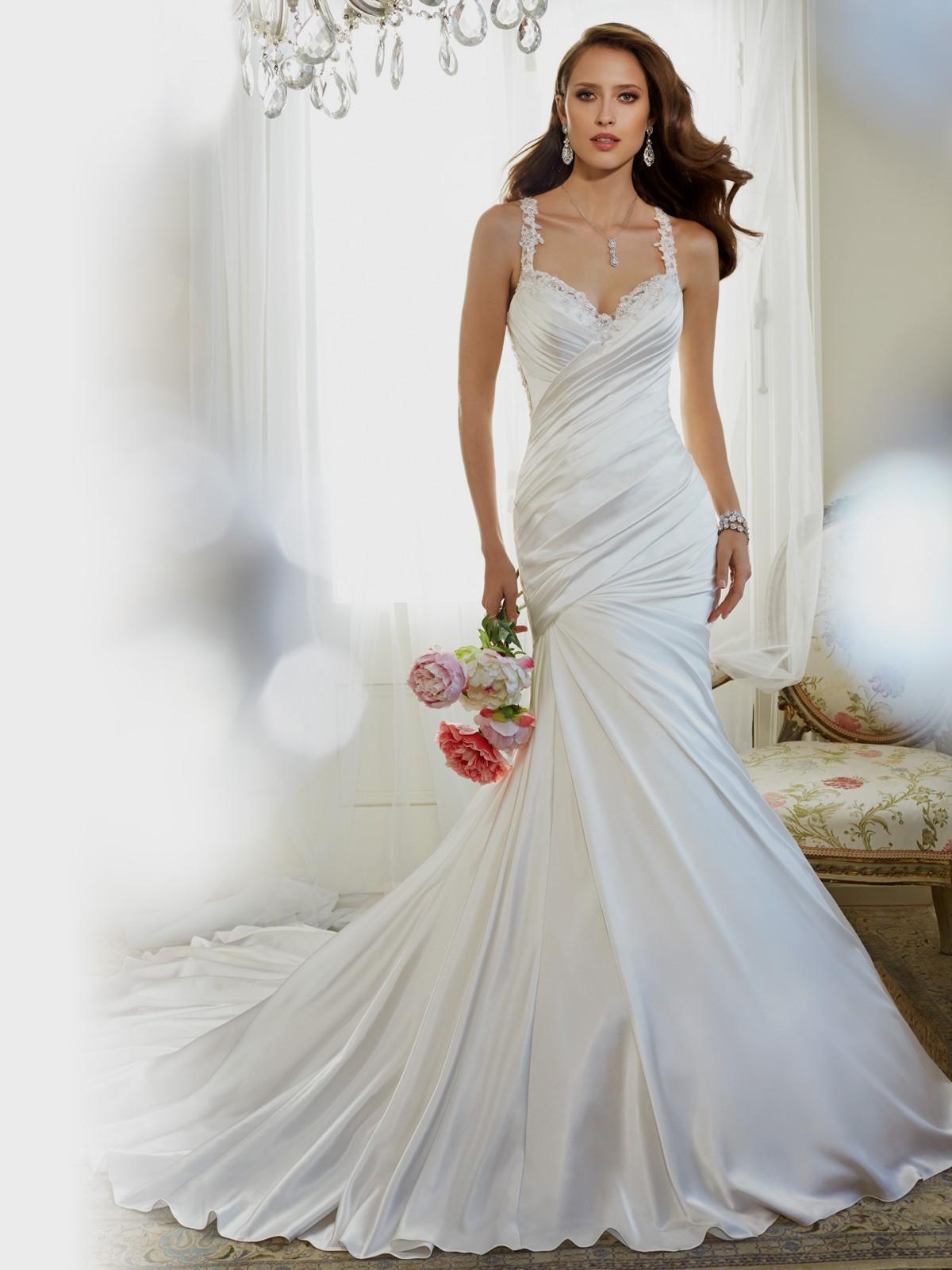 Wedding dresses fit and flare
