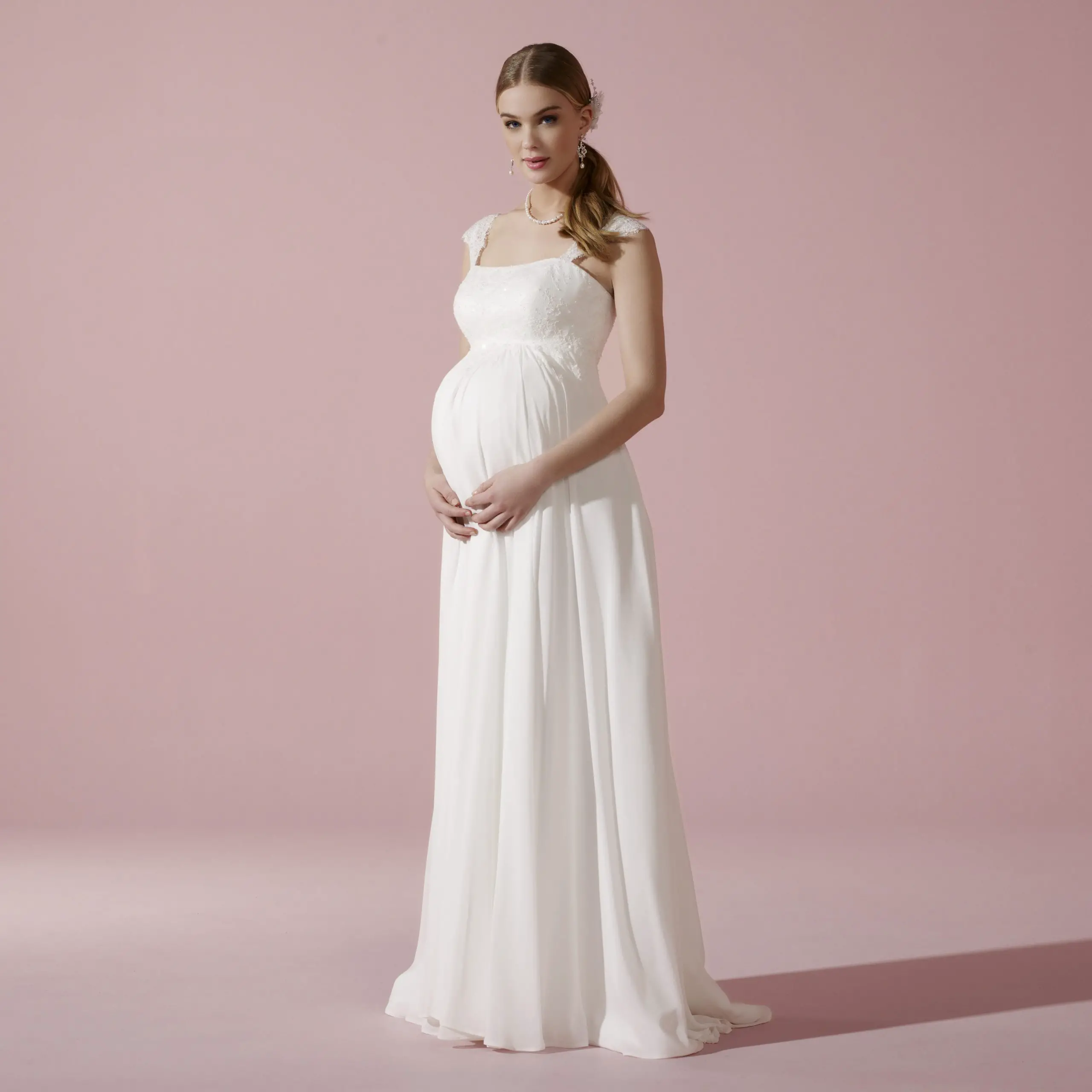 Wedding Dresses For Pregnant Brides Uk : Where To Find Maternity ...