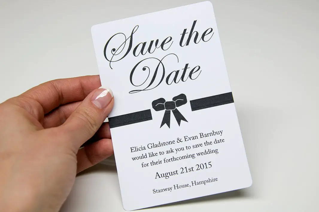 What to include on a wedding invite