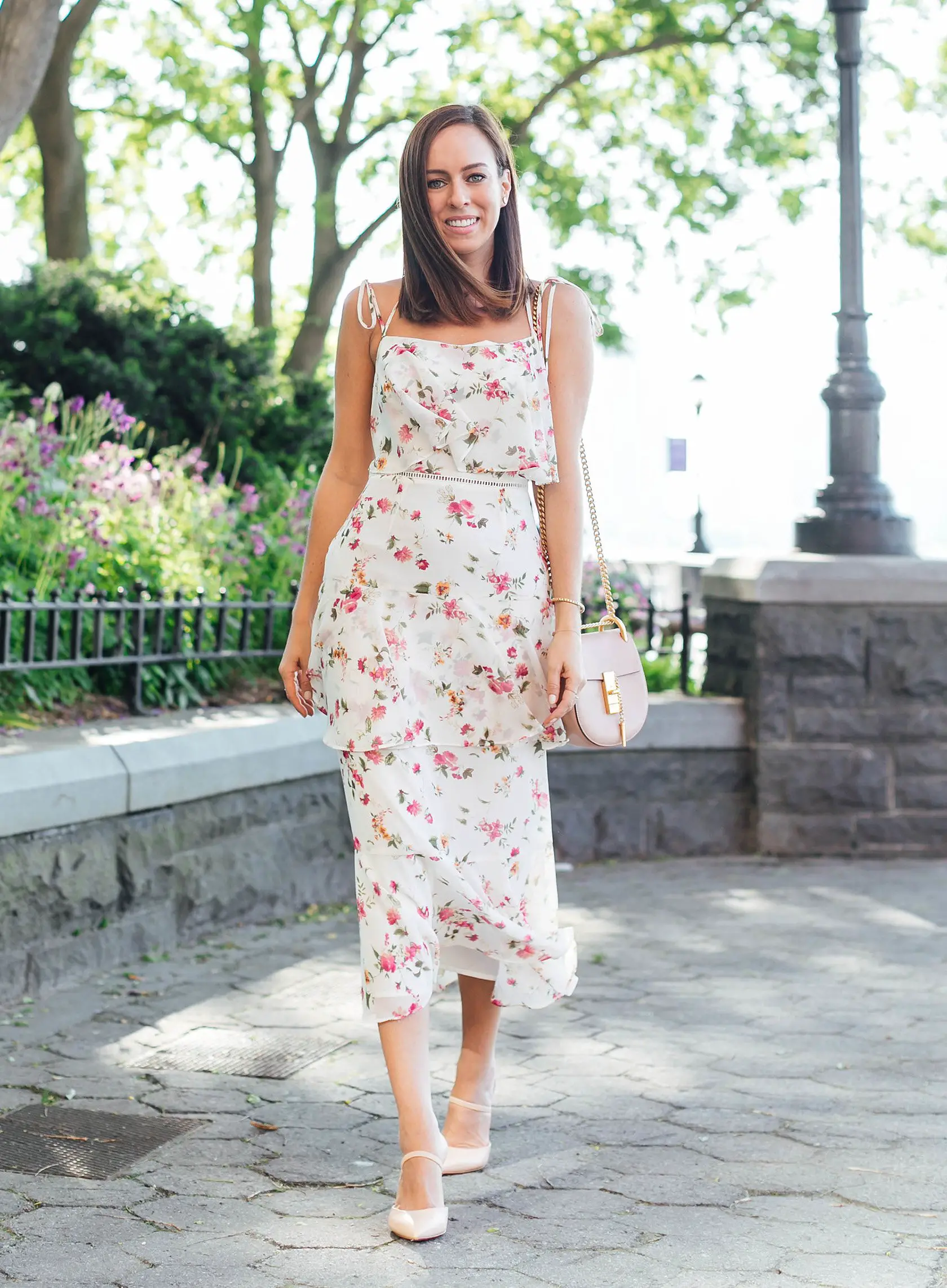 What to Wear to a Summer Bridal Shower